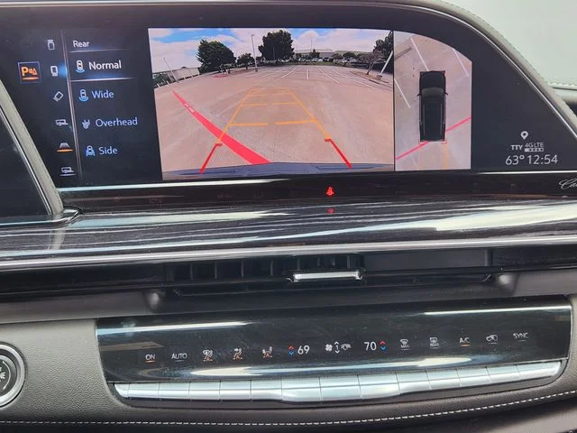 2021 Cadillac Escalade - Image 17