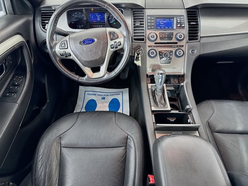 2013 Ford Taurus - Image 26