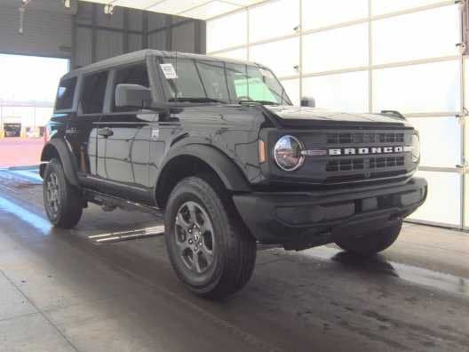 2025 Ford Bronco - Image 4