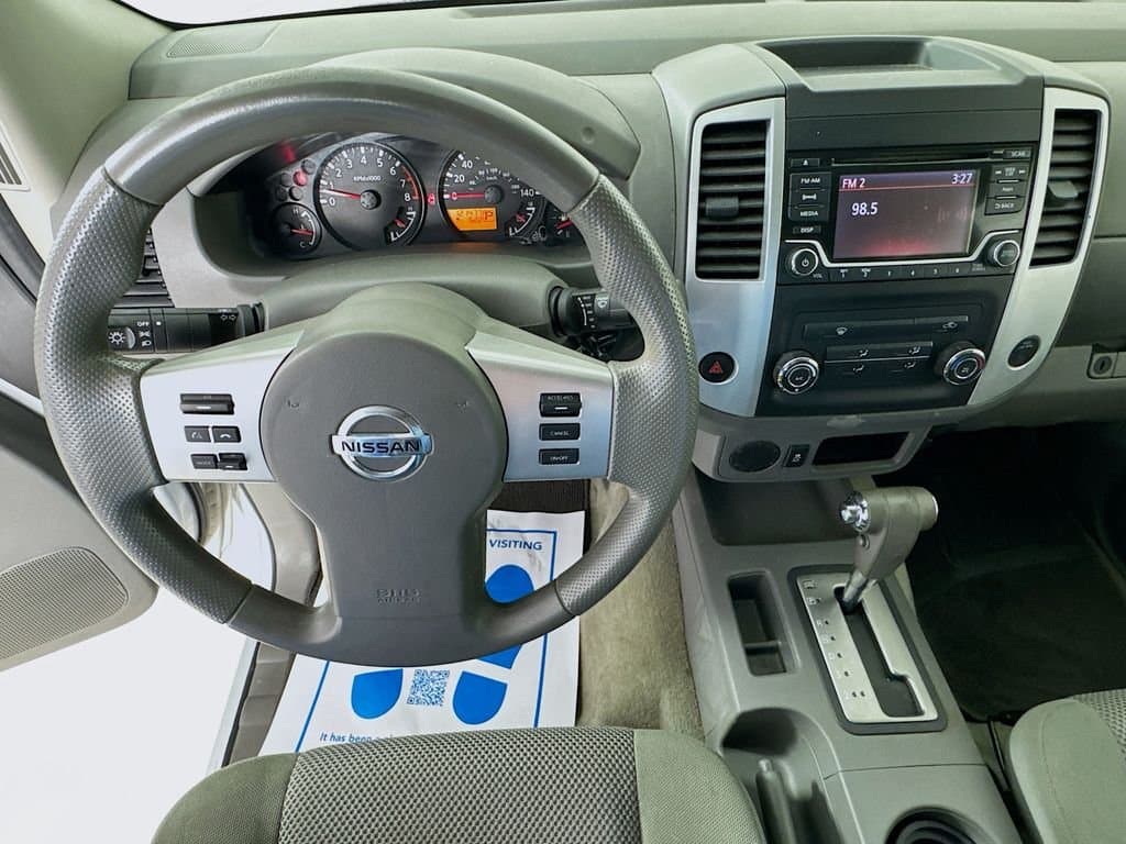 2015 NISSAN Frontier - Image 13