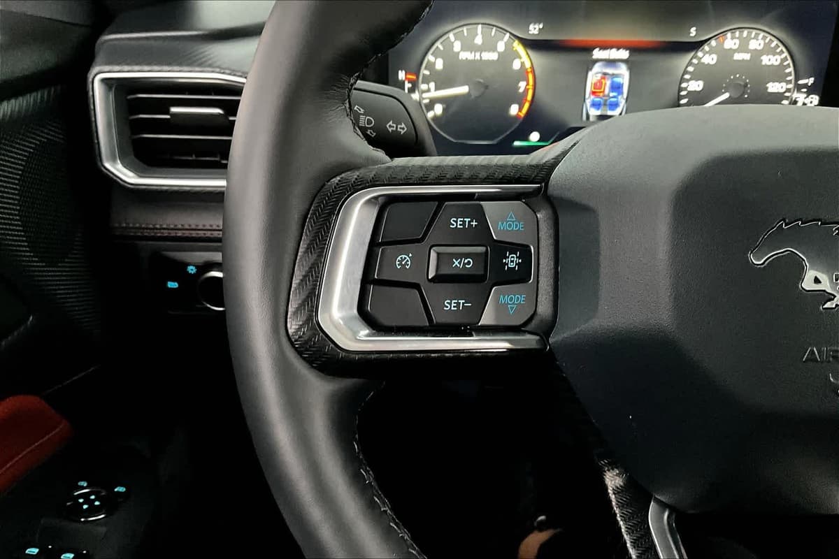 2024 Ford Mustang - Image 21