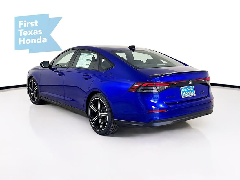 2026 Honda Accord Hybrid - Image 6