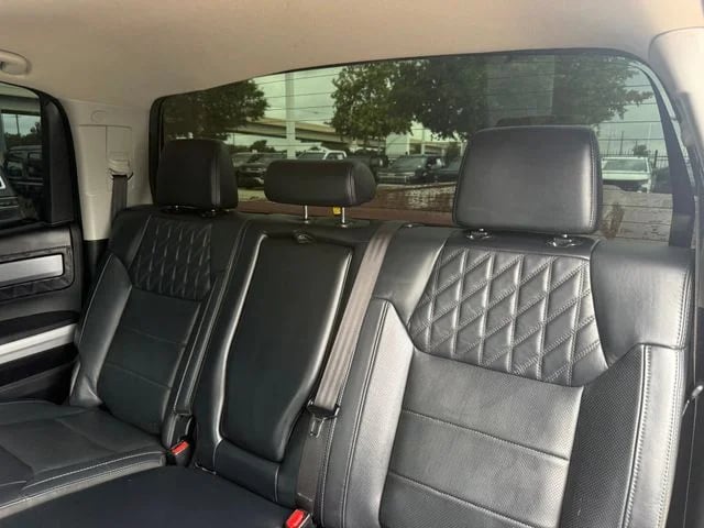 2019 Toyota Tundra - Image 28