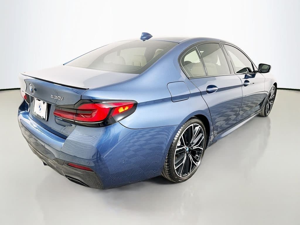 2023 BMW 5 Series - Image 5