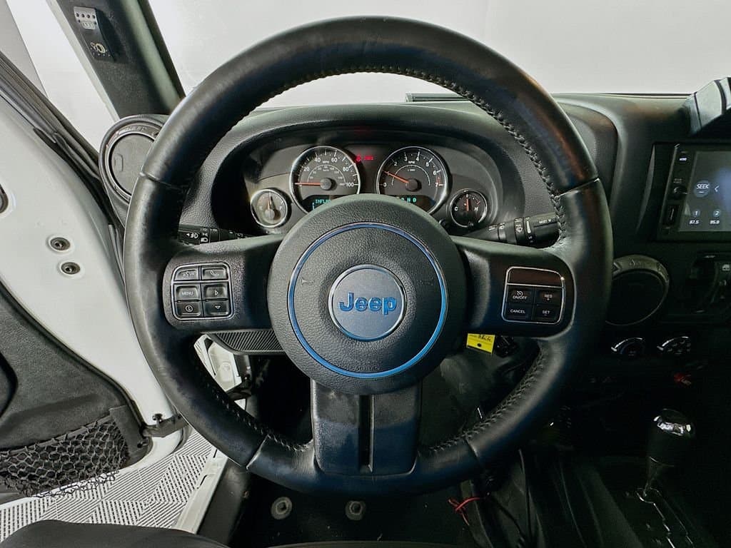 2018 Jeep Wrangler JK - Image 11