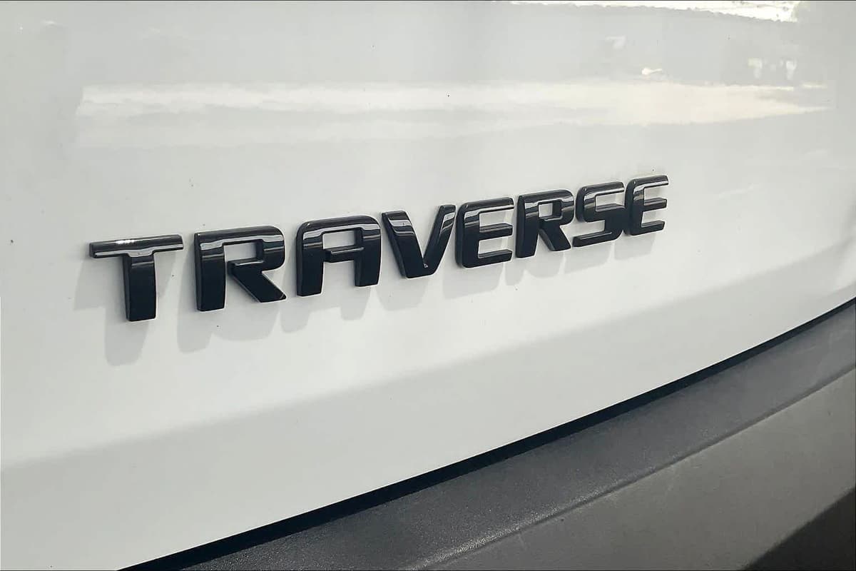 2023 Chevrolet Traverse - Image 10