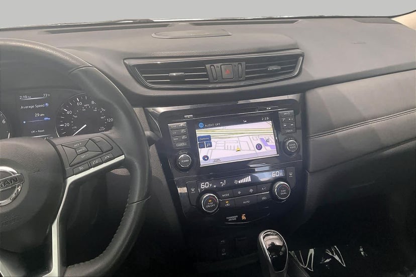 2017 Nissan Rogue - Image 7