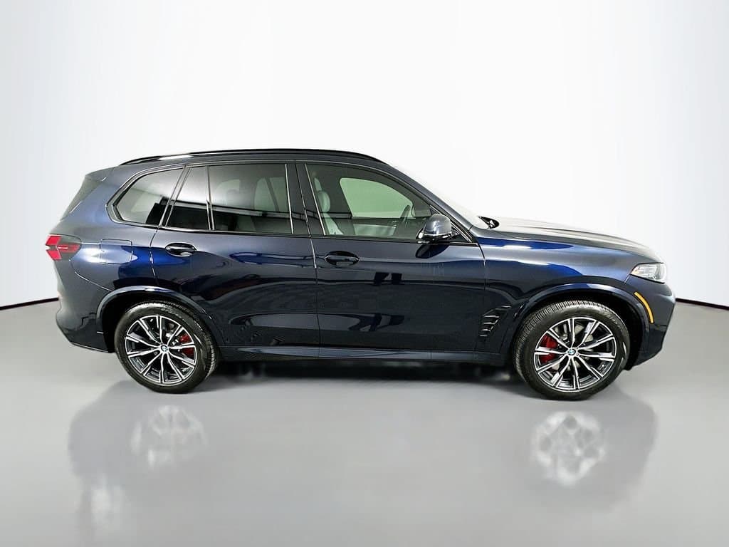 2024 BMW X5 - Image 4