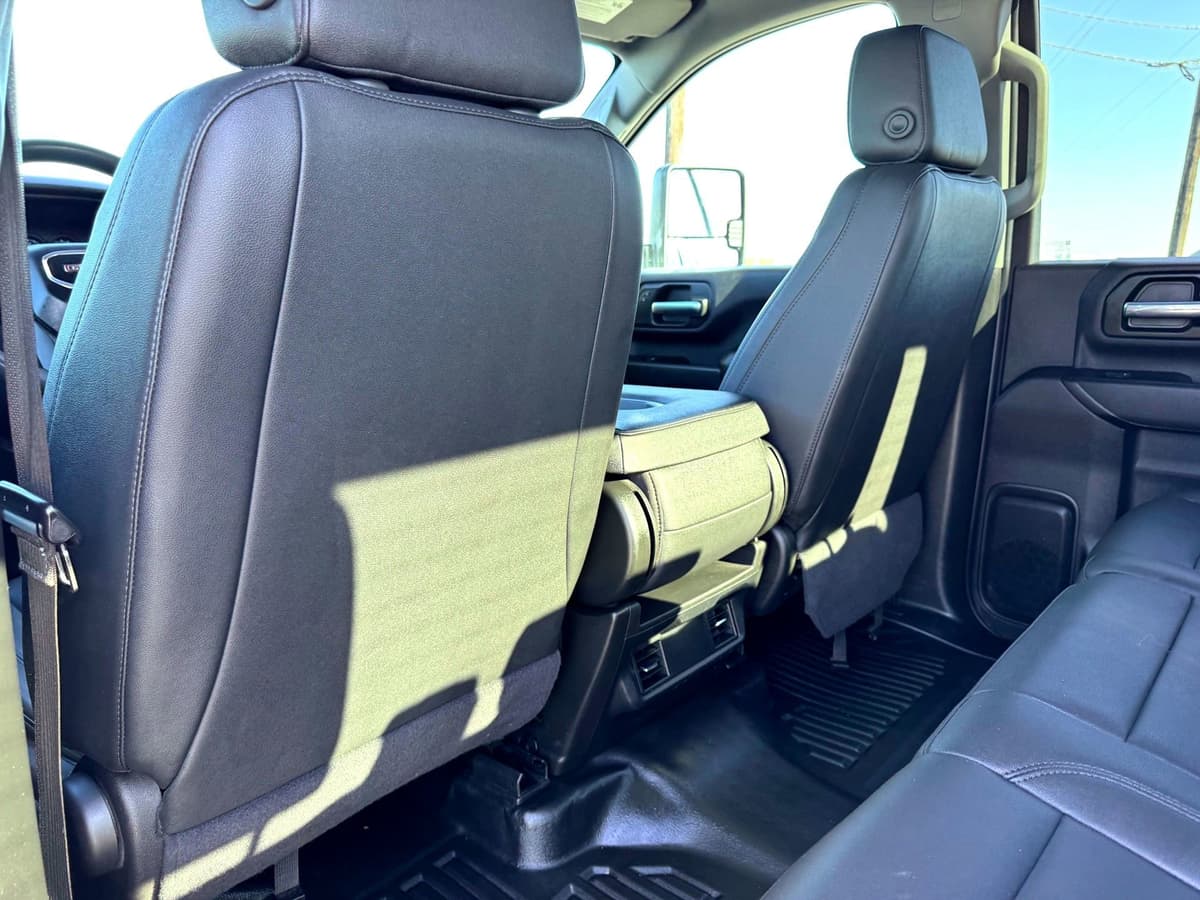 2024 GMC Sierra 2500Hd - Image 18