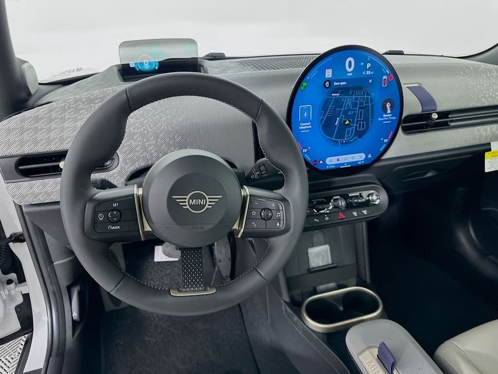 2025 MINI COOPER - Image 19