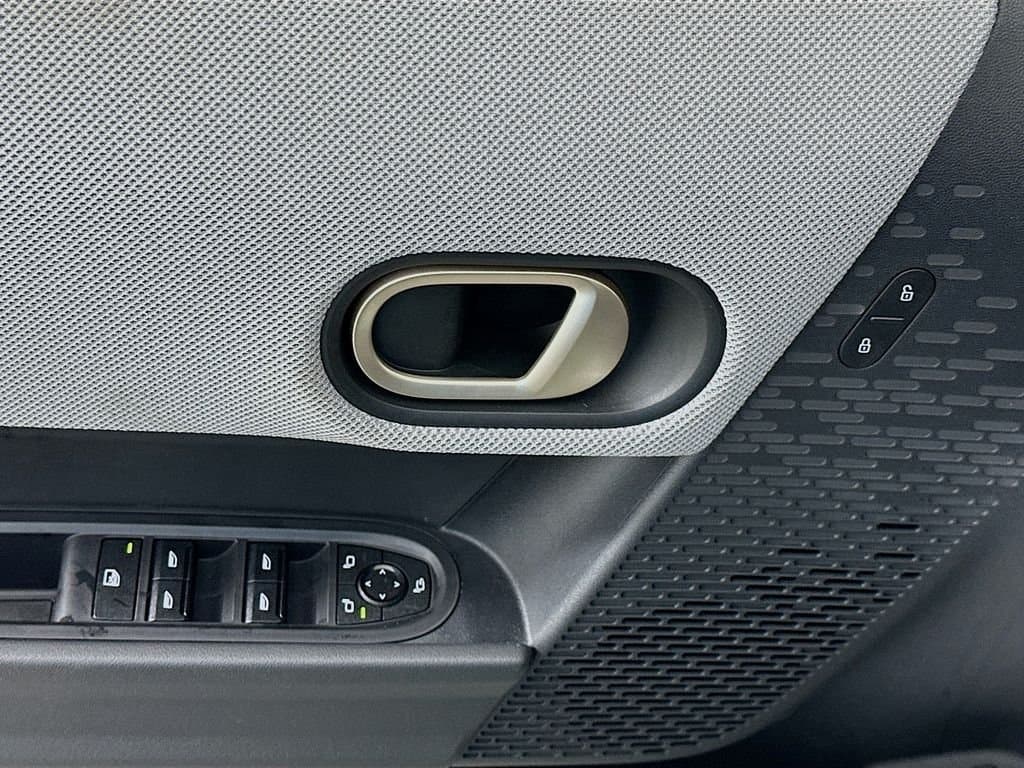 2025 MINI COOPER - Image 20