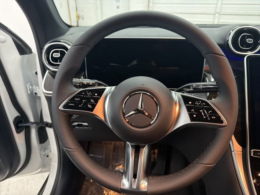 2026 Mercedes-Benz GLC - Image 15