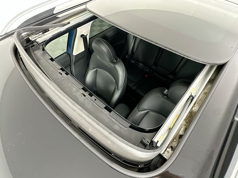 2017 MINI Cooper Countryman ALL4 - Image 21