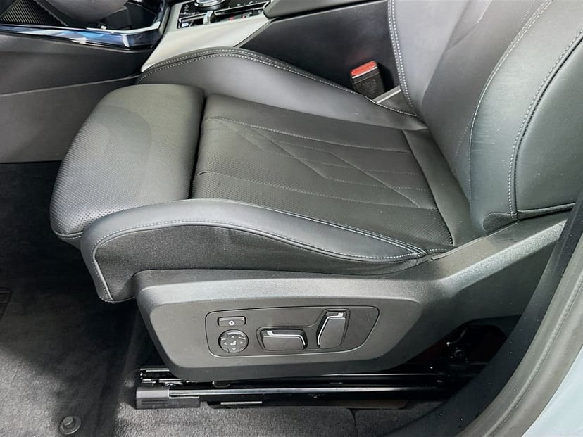 2025 BMW X3 - Image 19