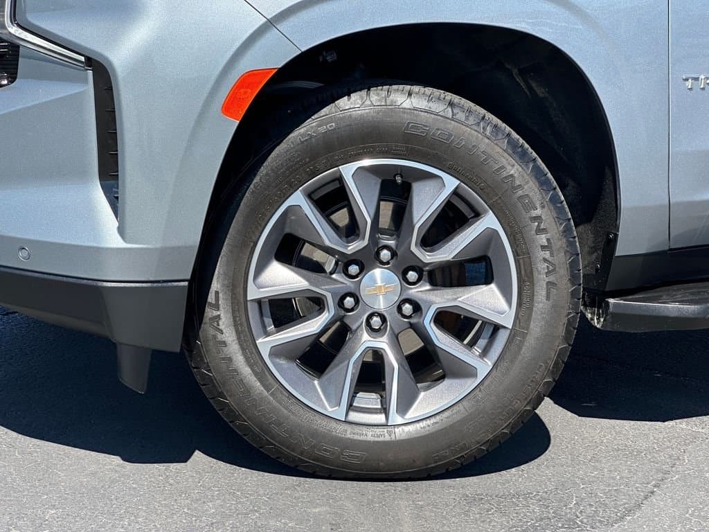 2024 Chevrolet Tahoe - Image 2