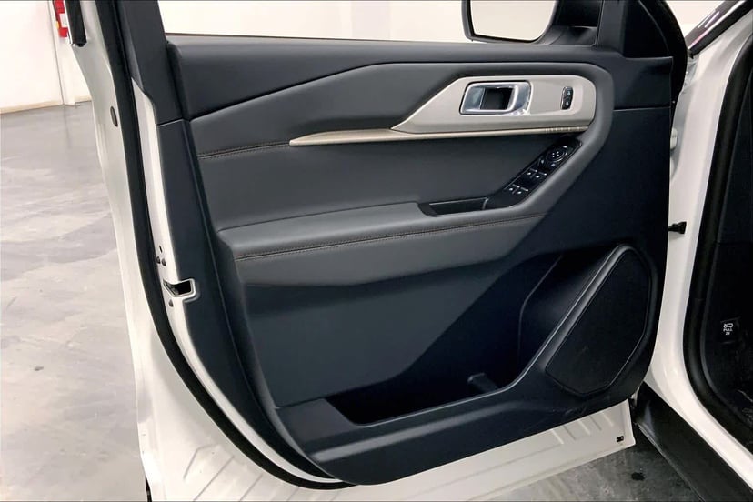2026 Ford Explorer - Image 10