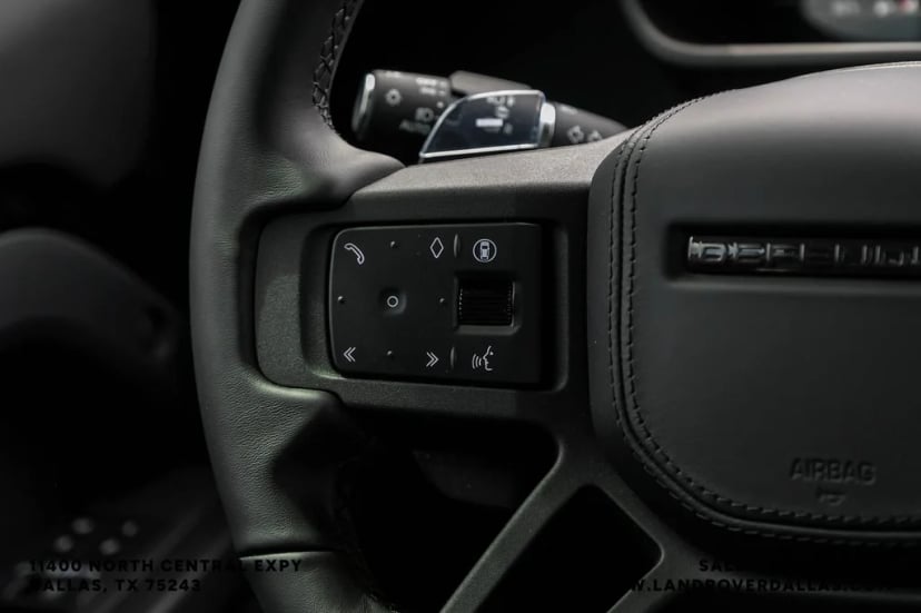 2026 Land Rover Defender 110 - Image 17