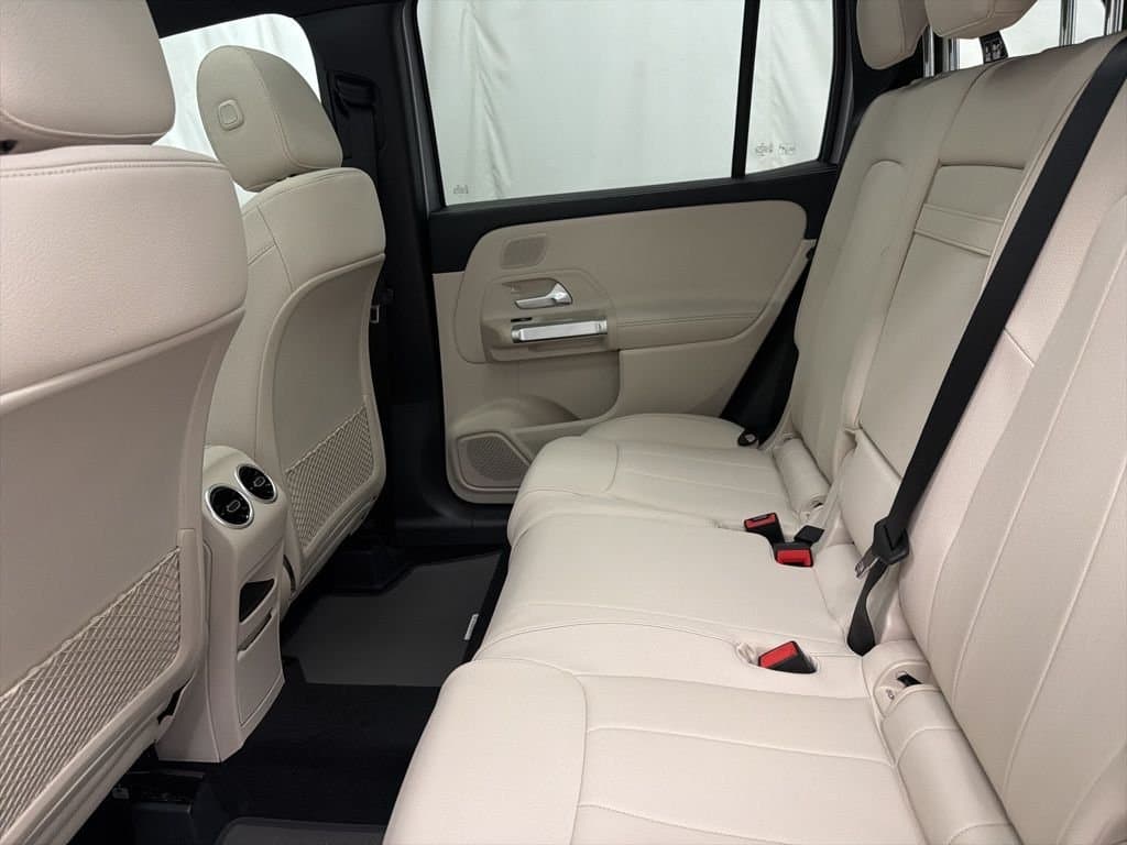 2026 MERCEDES-BENZ GLB - Image 21