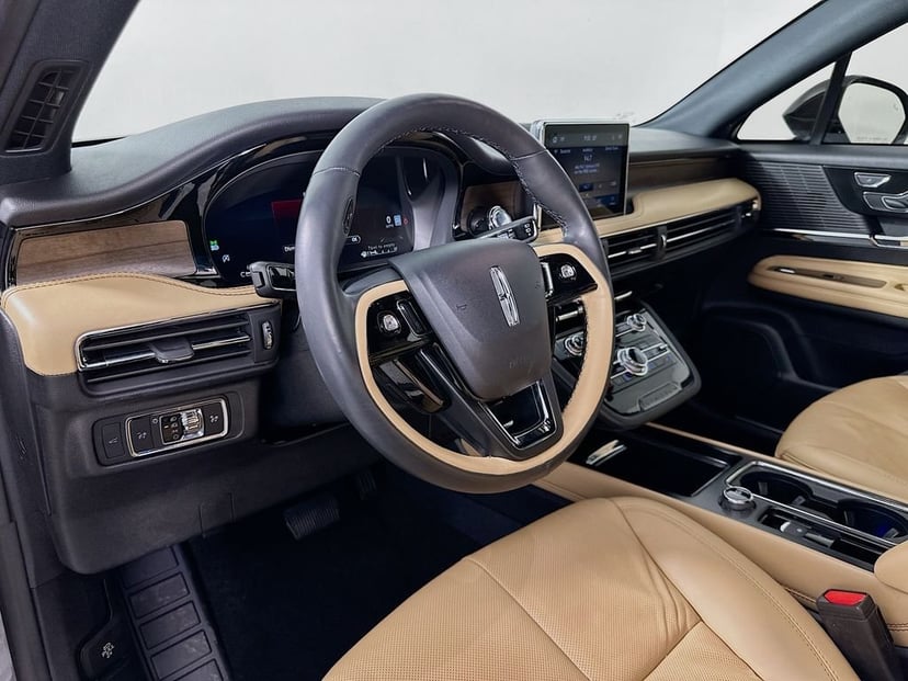 2022 Lincoln Corsair - Image 9