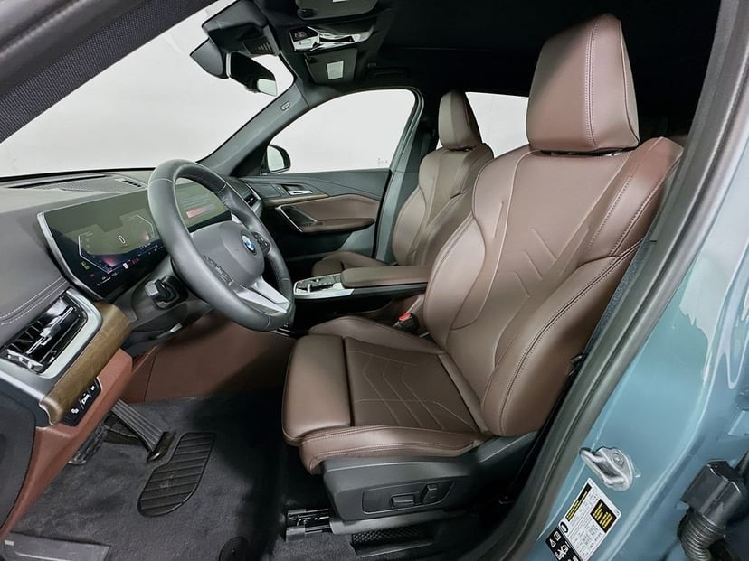 2025 BMW X1 - Image 20