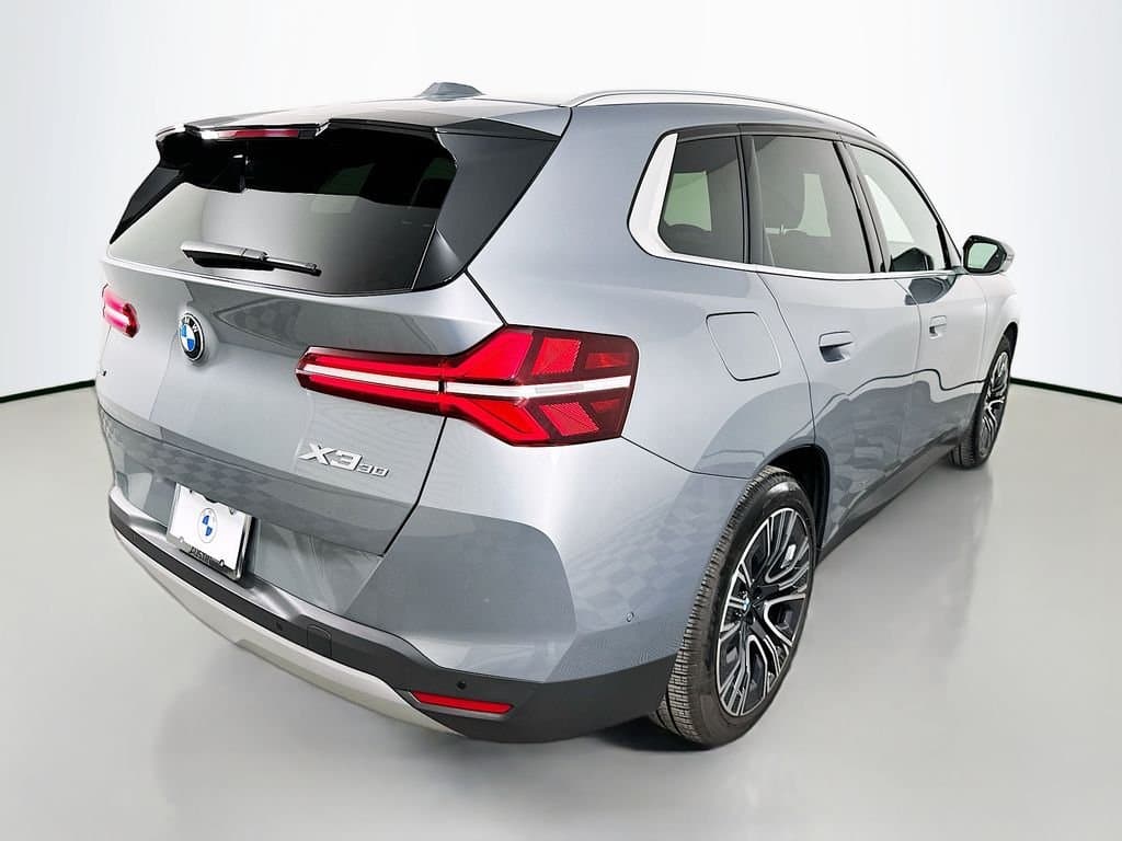 2025 BMW X3 - Image 5