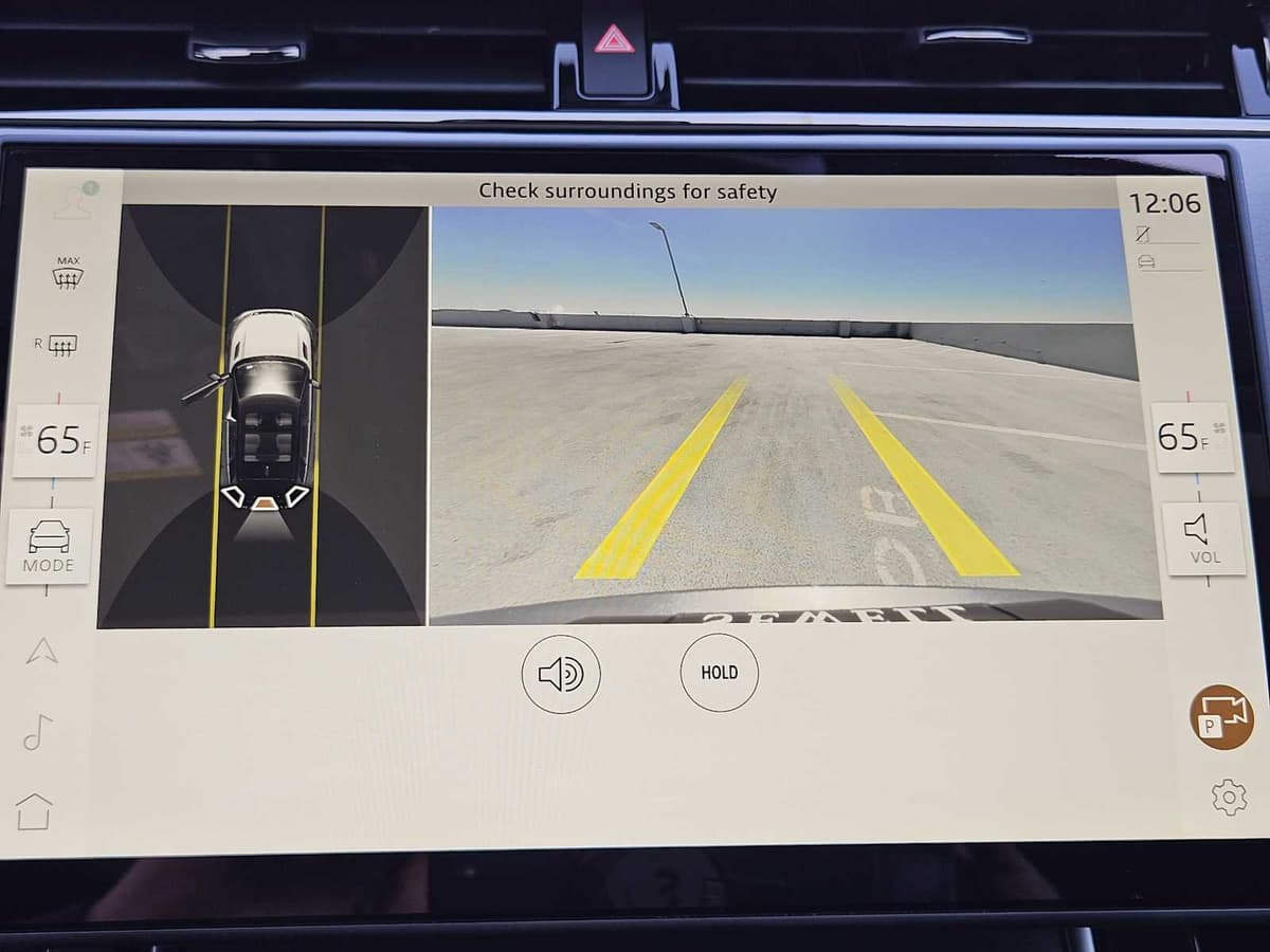 2026 LAND ROVER Range Rover Evoque - Image 17