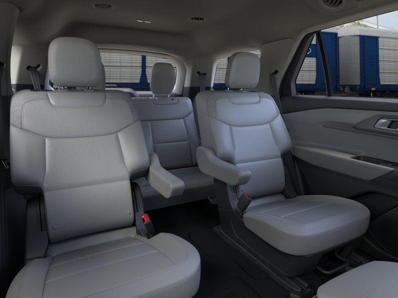2026 Ford Explorer - Image 24
