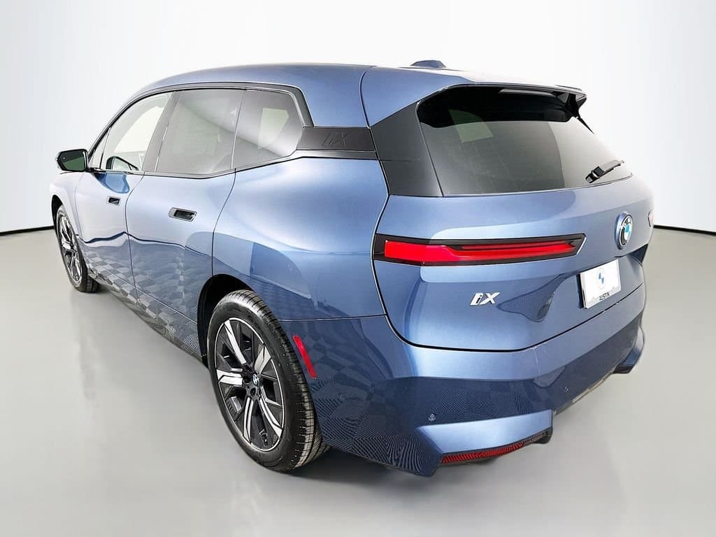 2026 BMW iX - Image 7