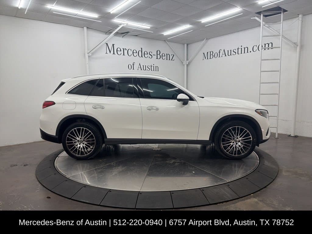 2026 MERCEDES-BENZ GLC - Image 10