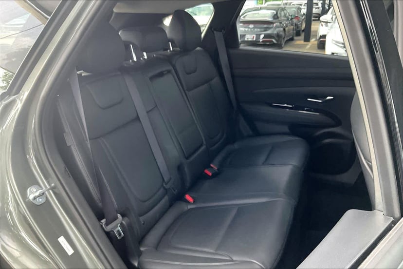 2025 Hyundai Tucson Hybrid - Image 20