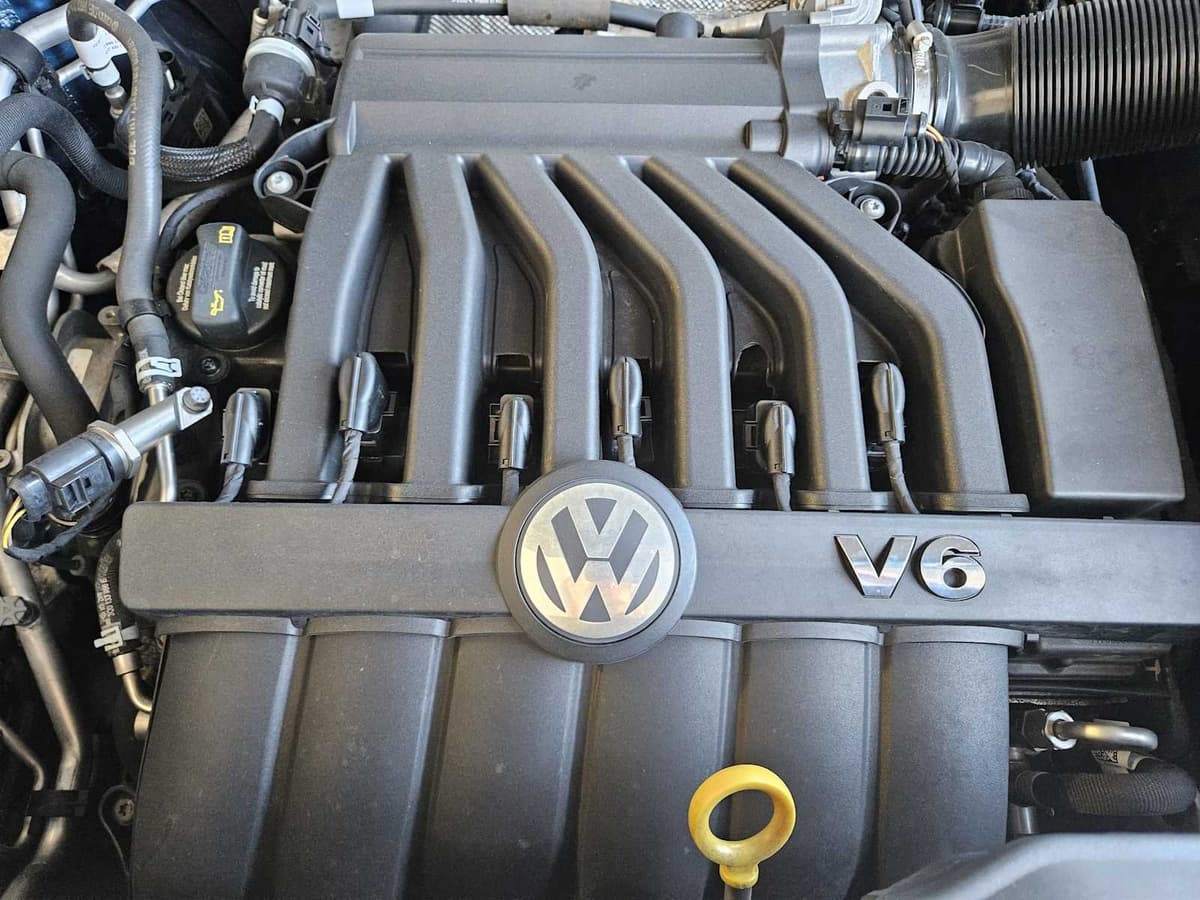 2018 Volkswagen Atlas - Image 29