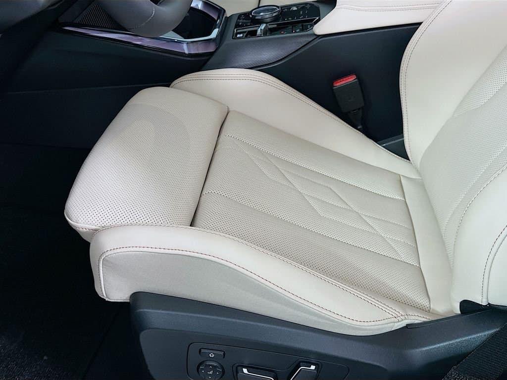 2026 BMW X3 - Image 21