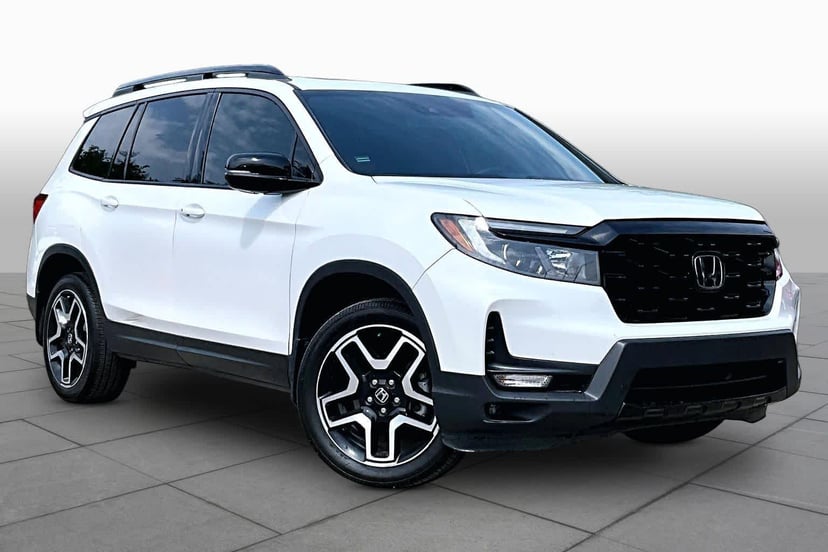 2023 Honda Passport - Image 3