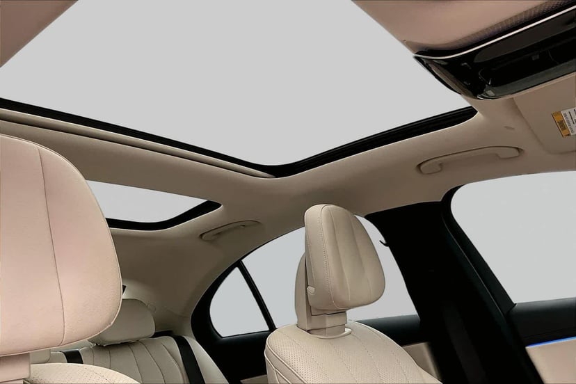 2025 Mercedes-Benz E 350 - Image 14