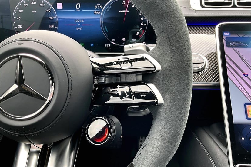 2025 Mercedes-Benz AMG® S 63 E - Image 22