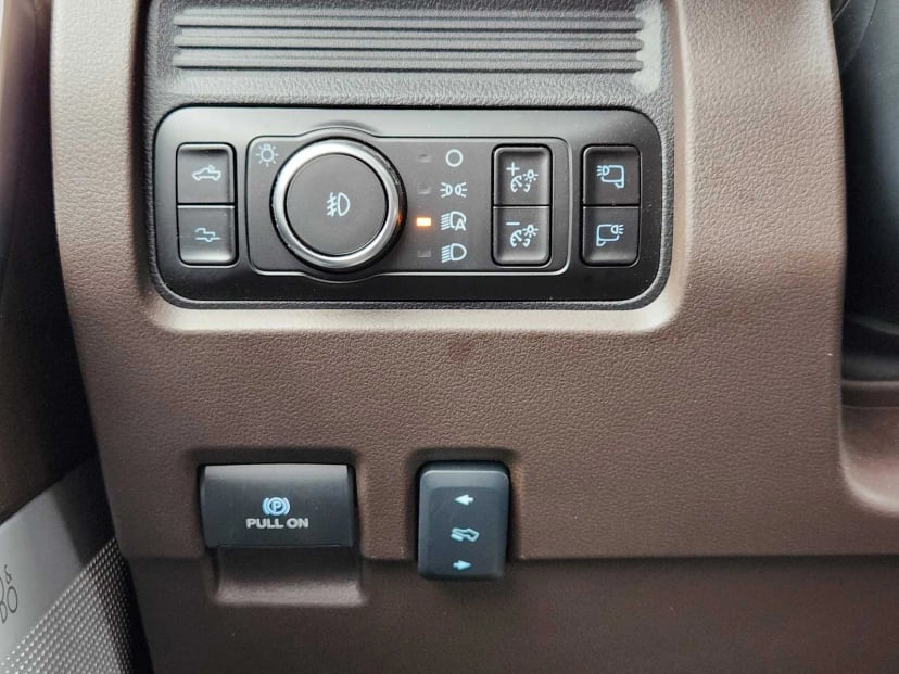 2025 Ford Super Duty F-250 Pickup - Image 22