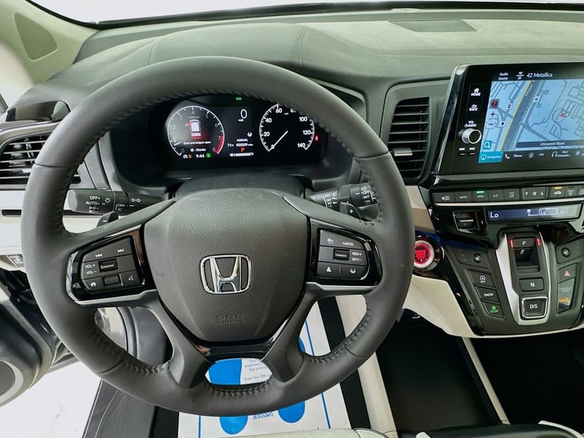 2026 Honda Odyssey - Image 12