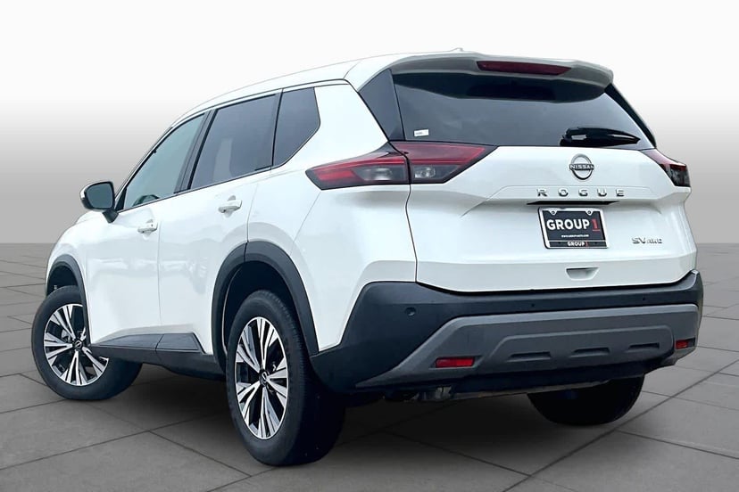 2022 Nissan Rogue - Image 12