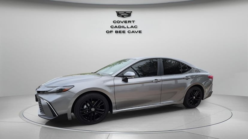 2025 Toyota Camry - Image 4