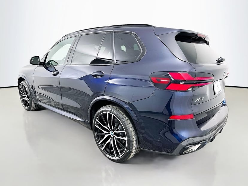2026 BMW X5 - Image 7
