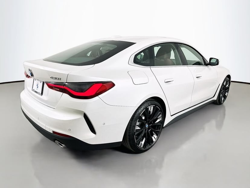 2026 BMW 4 Series - Image 4
