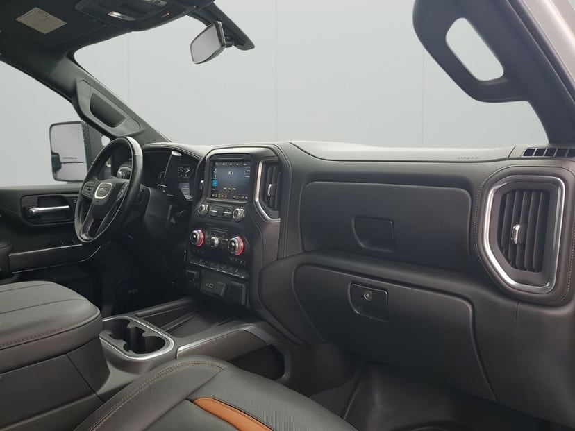 2023 GMC Sierra 2500HD - Image 14
