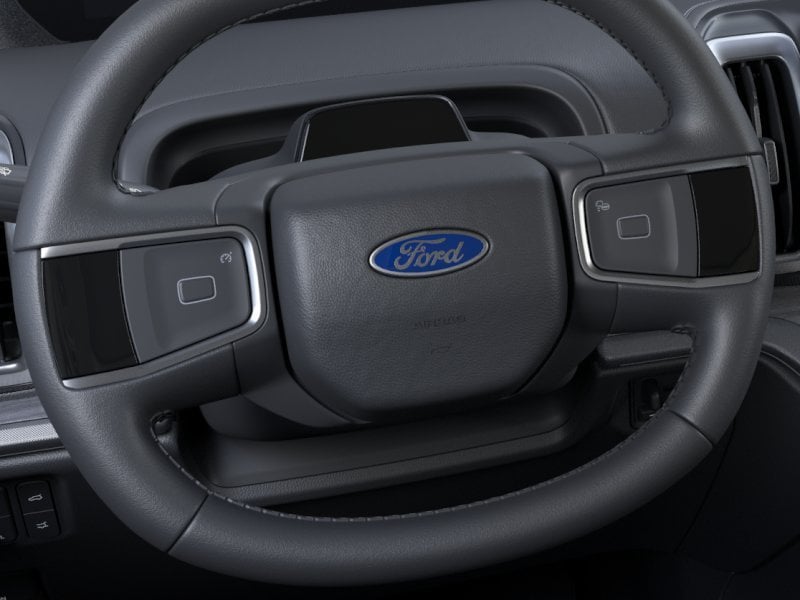 2026 Ford Expedition - Image 25