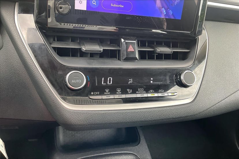 2024 Toyota Corolla - Image 32