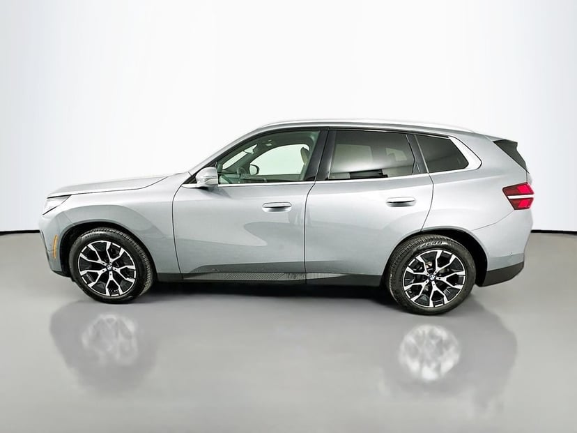 2025 BMW X3 - Image 8