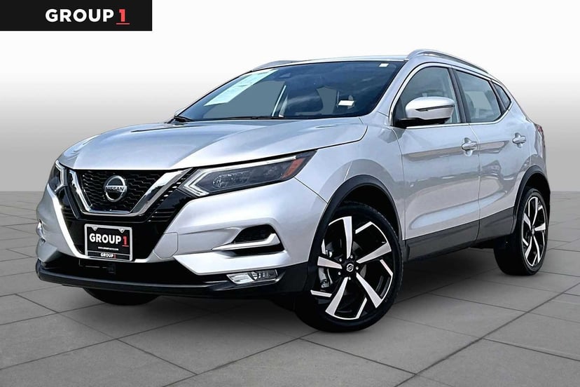2022 Nissan Rogue Sport - Image 1