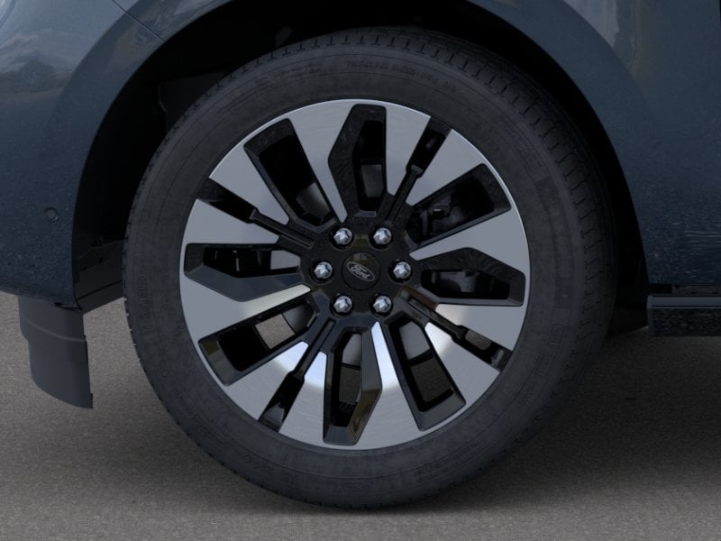 2026 Ford Expedition - Image 32