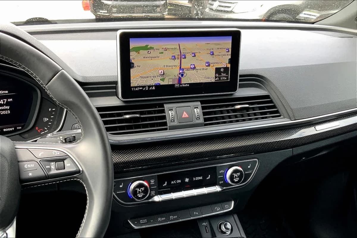 2018 Audi SQ5 - Image 6