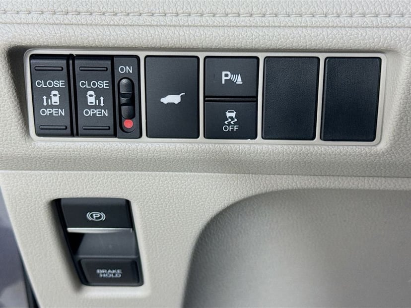 2026 Honda Odyssey - Image 11