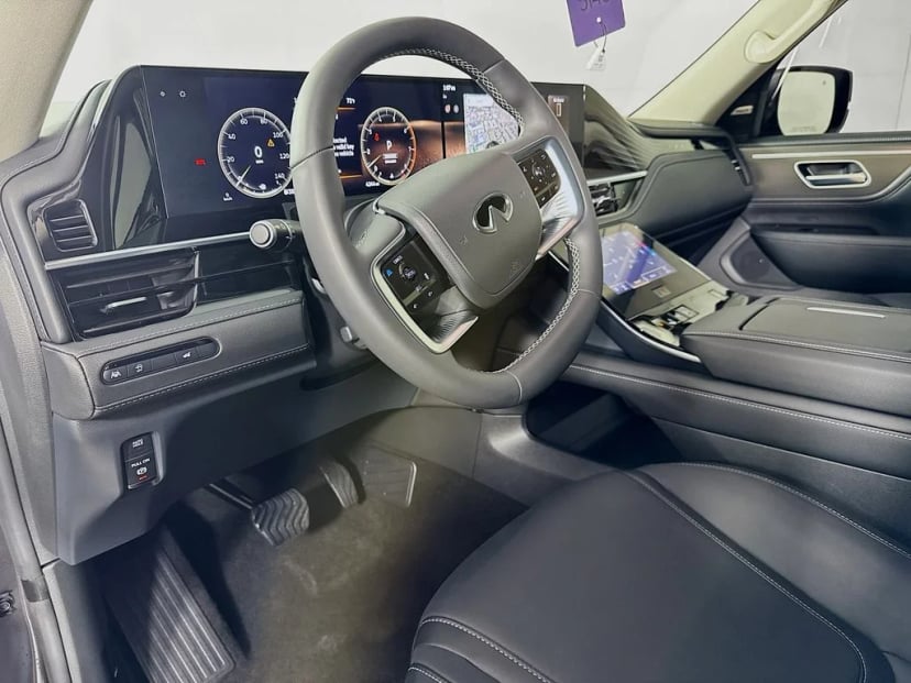 2026 INFINITI QX80 - Image 11
